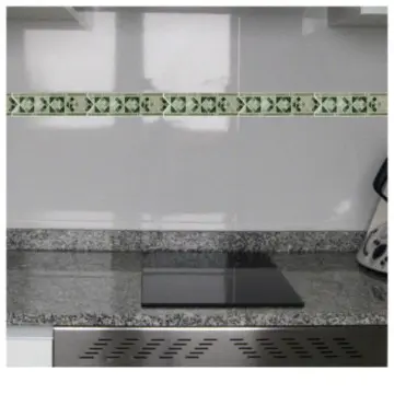 Cenefa Tiles F-alicante 8x25 C825falvr Verde