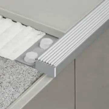 Novopeldaño 4 Aluminio Emac 22mmx2500 Plata Mate-13