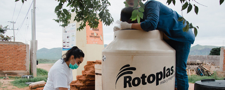 ¿Cómo limpiar mi tinaco?